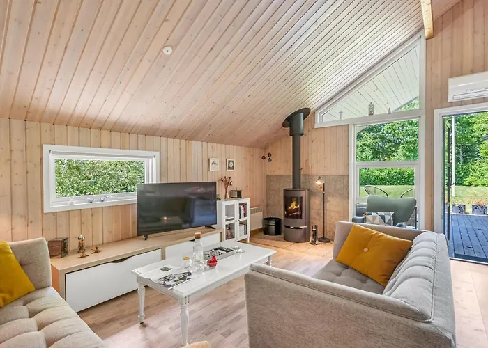 Сasa de vacaciones Iorund - 10km From The Sea By Interhome